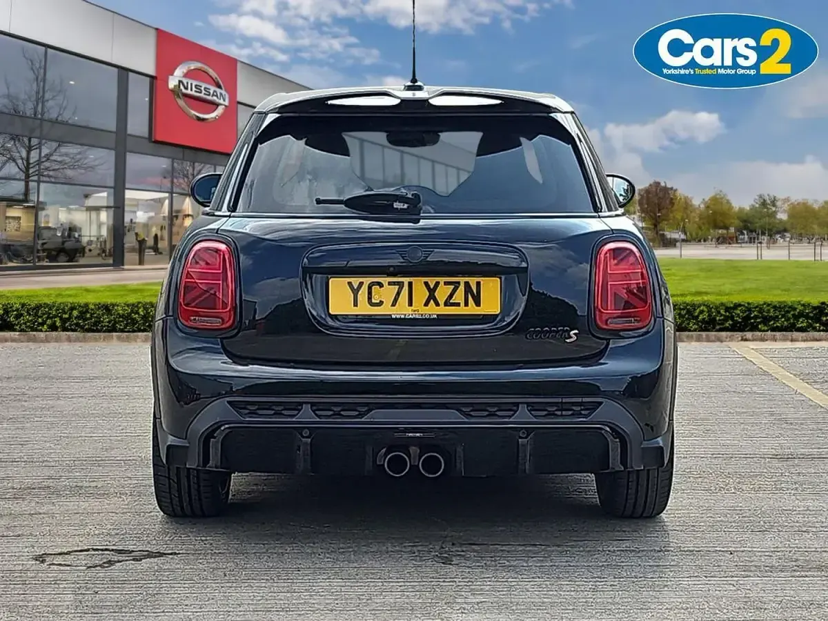 Used Mini Cooper S Hatch 178 HP (130 kW) 2021 Black Hatchback