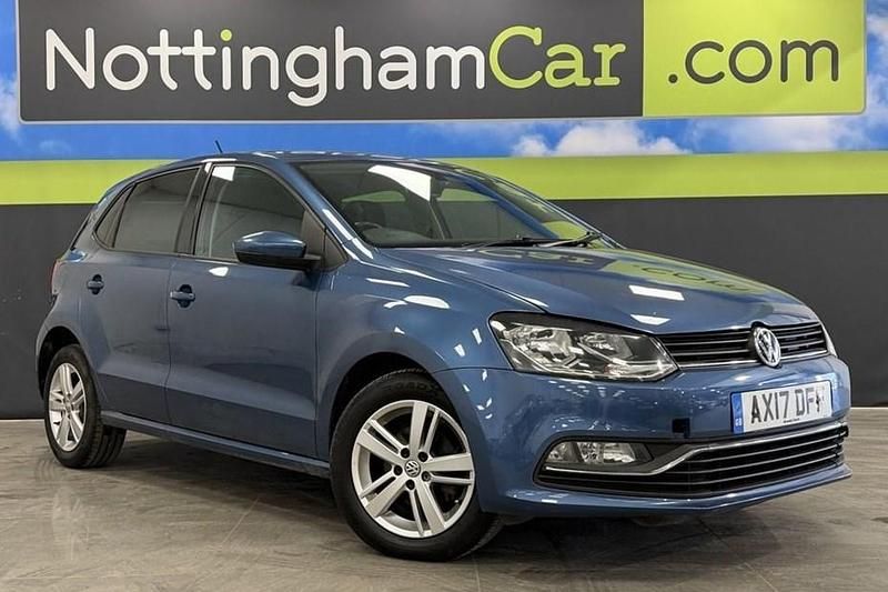Used VW Polo Edition 75 HP (55 kW) 2017 Blue Hatchback