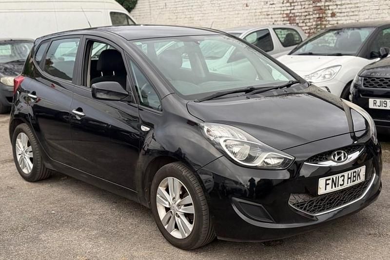 Used Hyundai ix20 Active 123 HP (90 kW) 2013 Black Hatchback