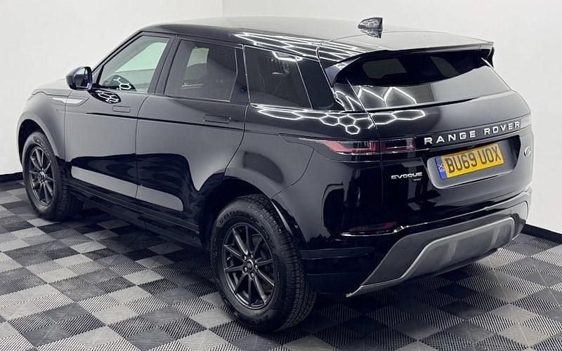 Used Land Rover Range Rover evoque 152 HP (111 kW) 2020 Hatchback
