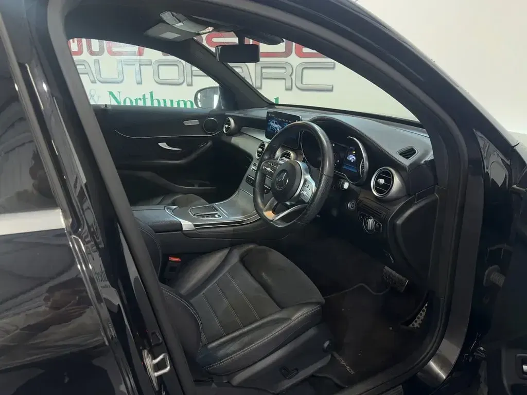 Used Mercedes GLC220 AMG line 194 HP (142 kW) 2020 Black SUV
