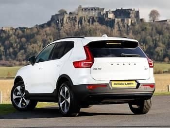 New Volvo XC40 Plus 163 HP (119 kW) 2025 White SUV