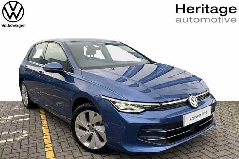 Used VW Golf VIII 204 HP (150 kW) 2025