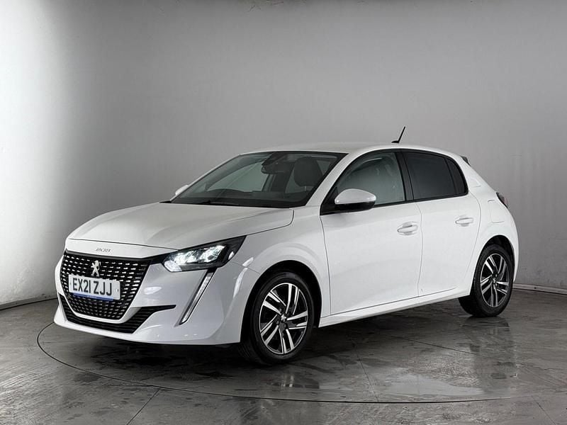 Used Peugeot 208 Allure Premium 102 HP (75 kW) 2021 White Hatchback