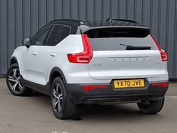 Used Volvo XC40 R-Design 197 HP (144 kW) 2020 Silver SUV