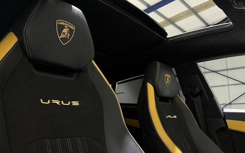 Used Lamborghini Urus 666 HP (489 kW) 2023 Yellow SUV