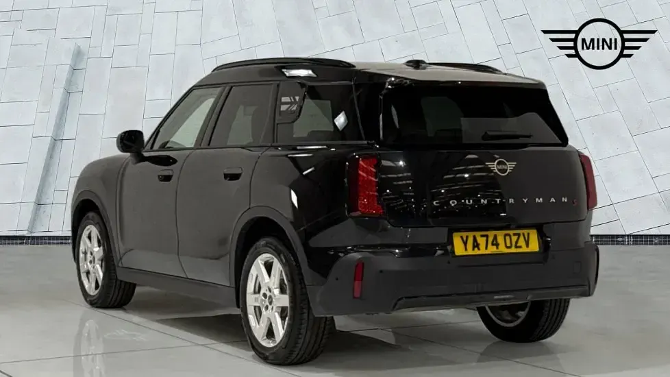 Used Mini Countryman 215 HP (158 kW) 2024 Black SUV