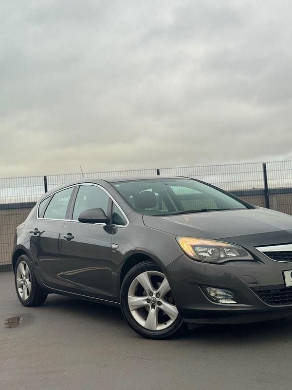 Second-hand Vauxhall Astra SRi 2012 Gri Hatchback