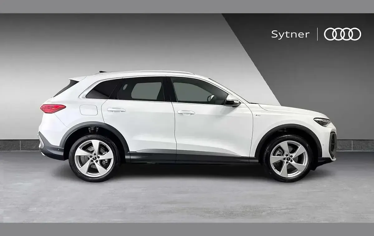 Used Audi Q5 S-Line 200 HP (147 kW) 2026 White SUV