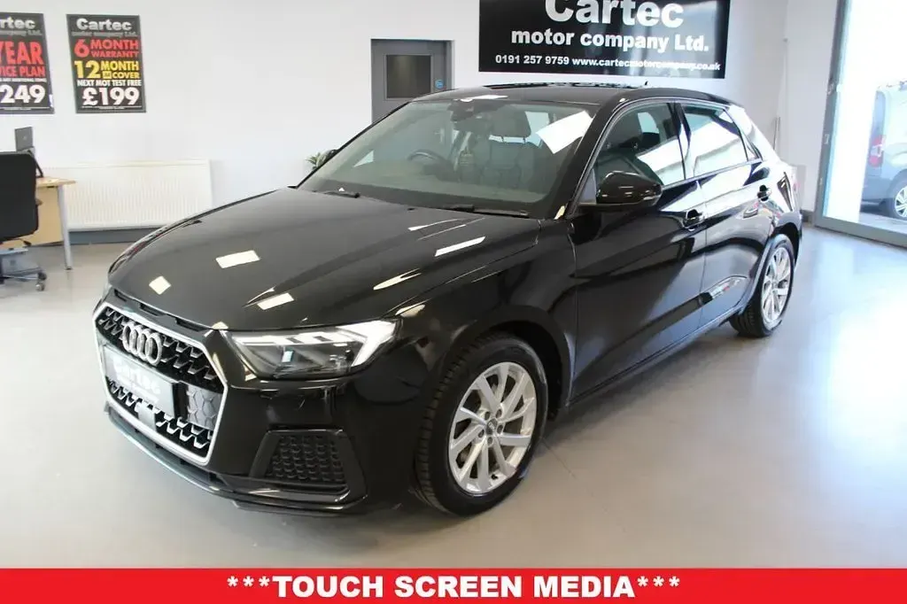 Used Audi A1 Sportback Sport 116 HP (85 kW) 2018 Black Hatchback