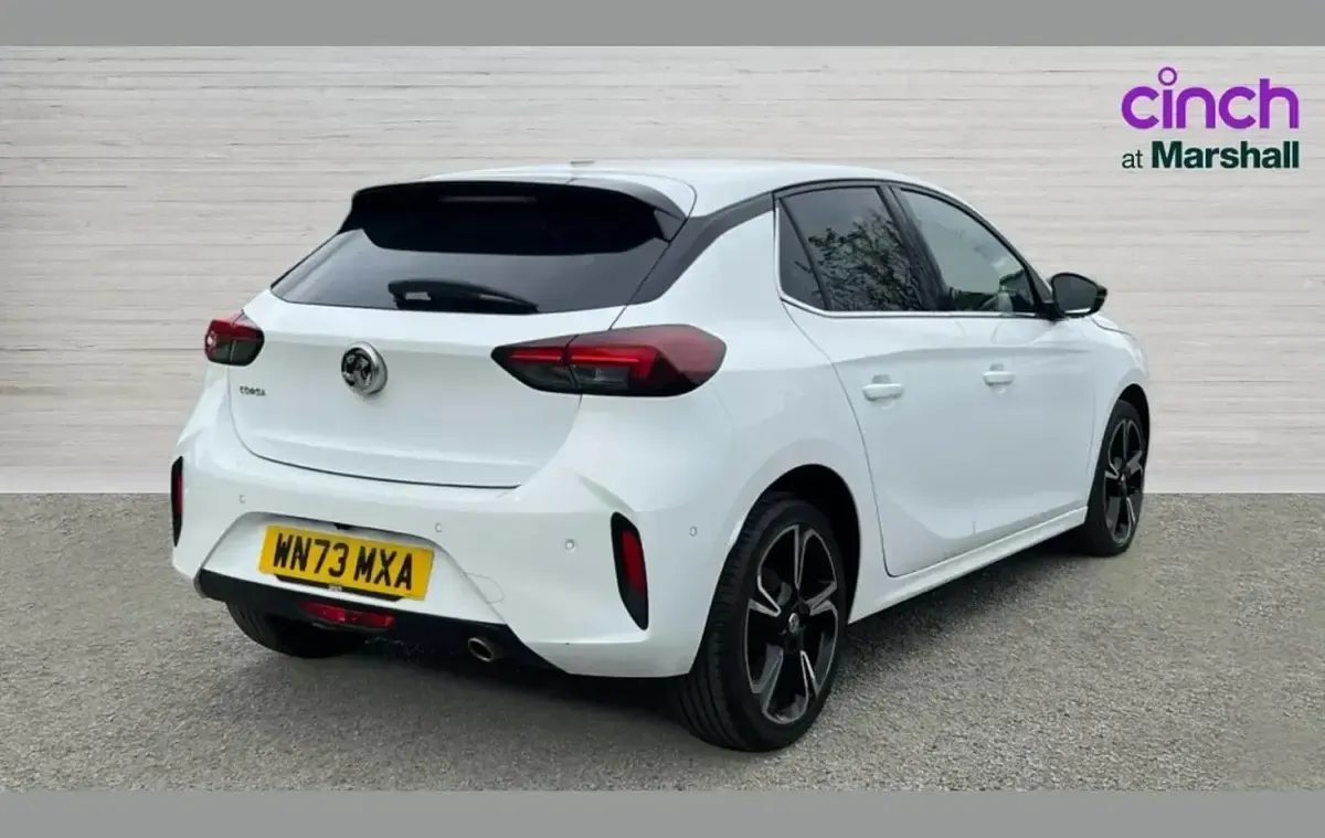 Used Vauxhall Corsa Ultimate 99 HP (72 kW) 2023 White Hatchback