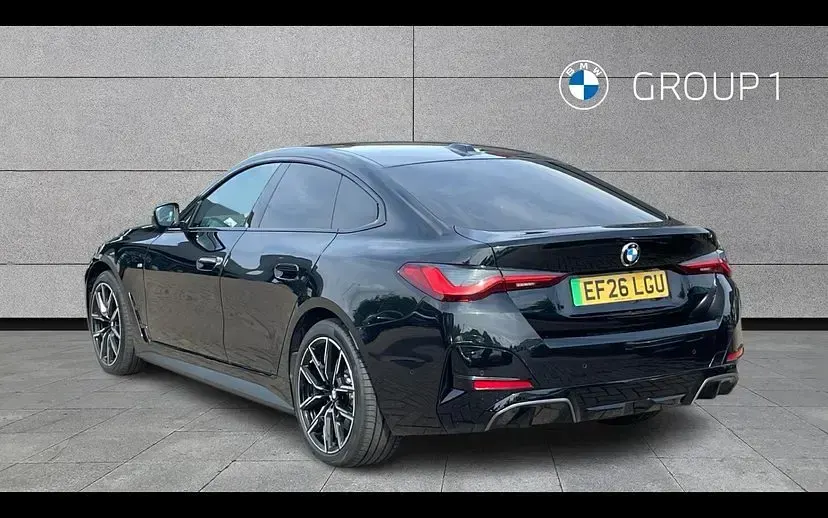 New BMW i4 M Sport 250 kW (340 HP) 2026 Black sapphire metallic paint Sedan
