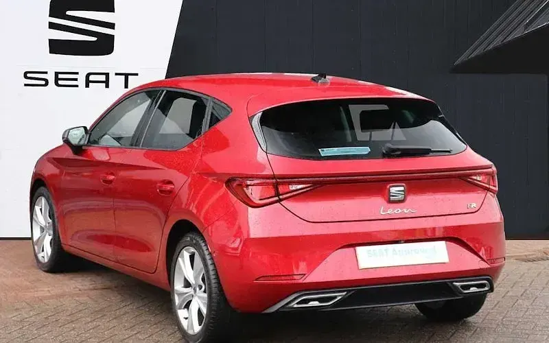 Used Seat Leon FR 110 HP (80 kW) 2023 Red Hatchback