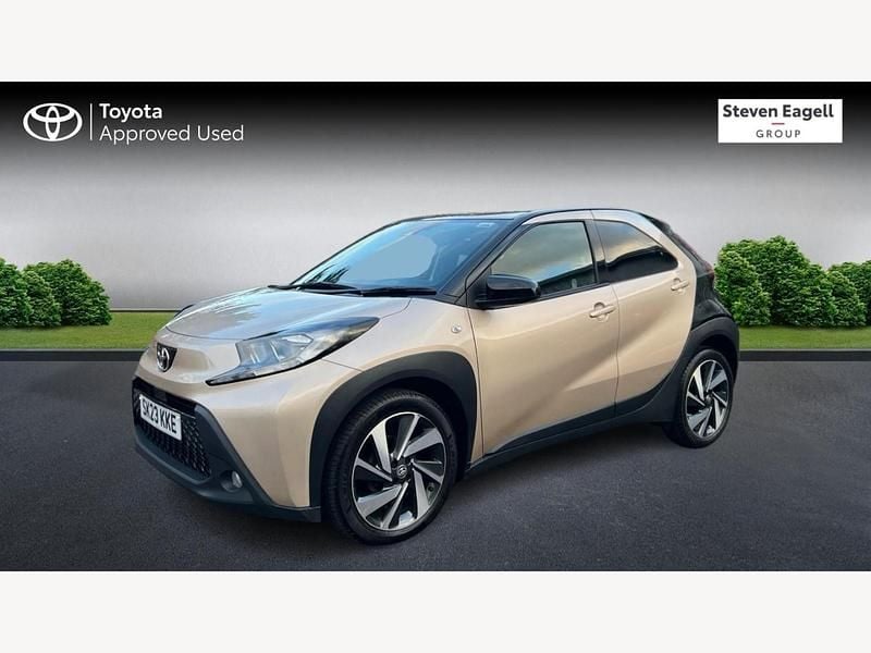 Used Toyota Aygo X 2023 Beige SUV
