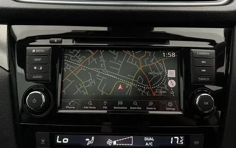 Used Nissan Qashqai S 160 HP (117 kW) 2019 Grey SUV