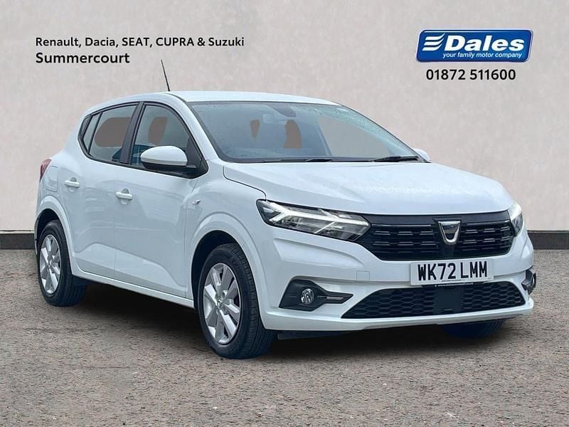 Solid glacier white Used 2022 Dacia Sandero Comfort Hatchback | £11,500 (Fair price) - Image 1/4