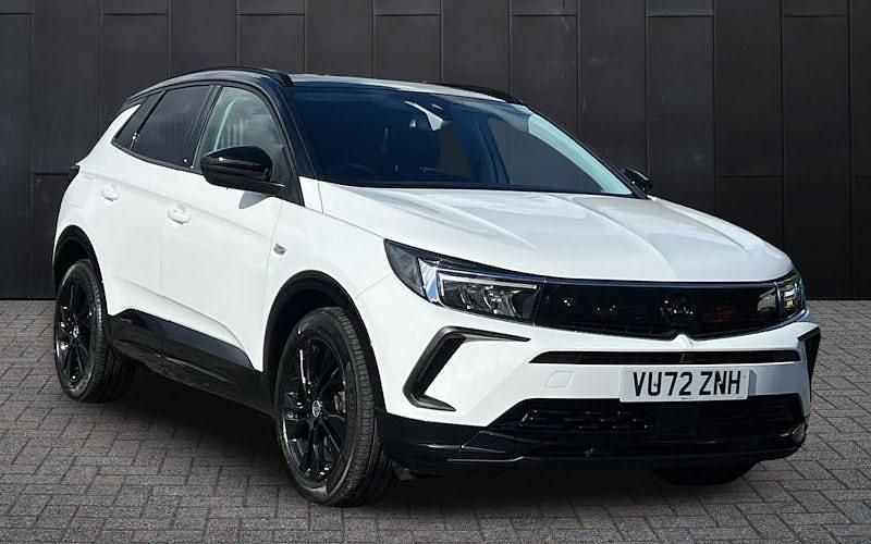 White Used 2022 Vauxhall Grandland X GS Line SUV | £17,195 (Fair price) - Image 1/3