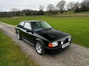 Used Ford Escort RS 132 HP (97 kW) 1990 Black Sedan