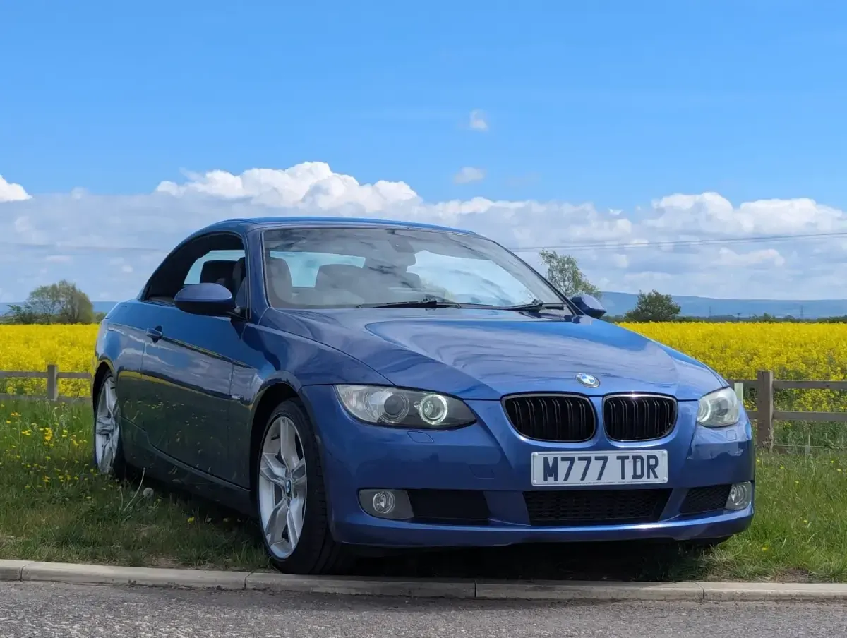 Begagnad BMW 320 Cabriolet Comfort Edition 2008 Blå Cab