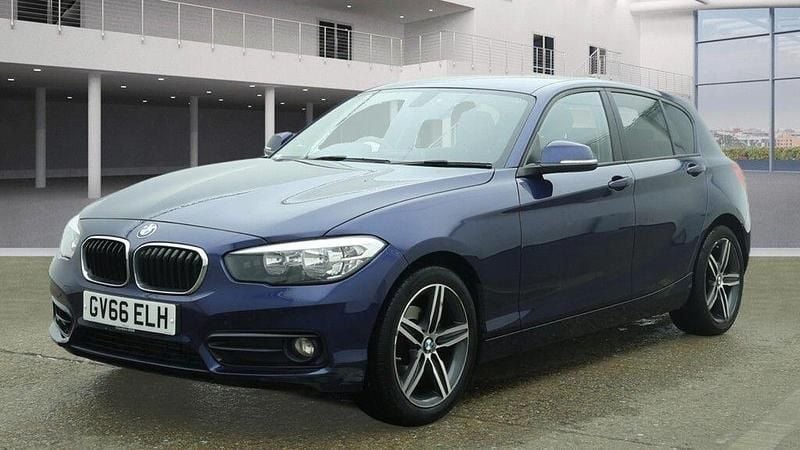 Used BMW 118 Sport Line 2016 Blue Hatchback