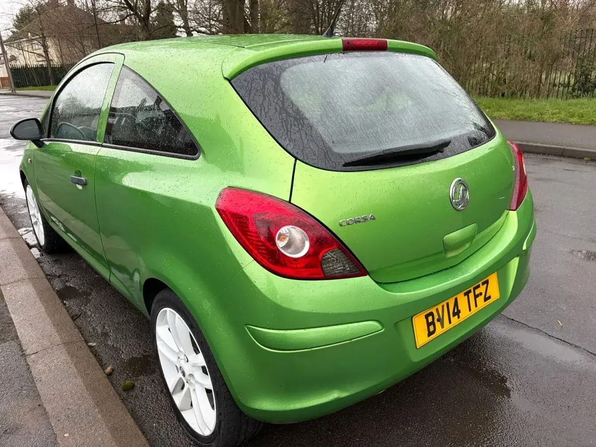 Used Vauxhall Corsa 2014 Green Hatchback