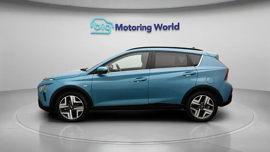 Used Hyundai Bayon Premium 100 HP (73 kW) 2023 Blue SUV