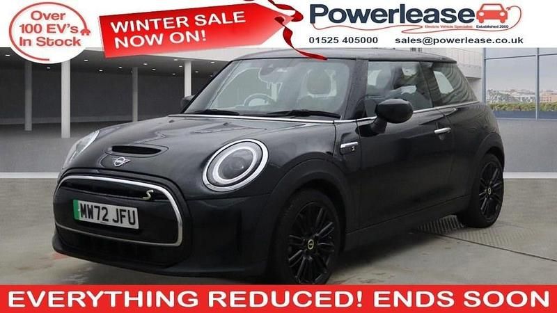 Black Used 2022 Mini Cooper SE Hatch Hatchback | £13,944 (Good price) - Image 1/4
