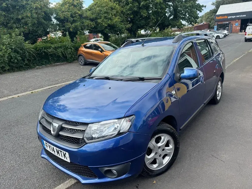 Used Dacia Logan MCV Lauréate 90 HP (66 kW) 2014 Blue Estate