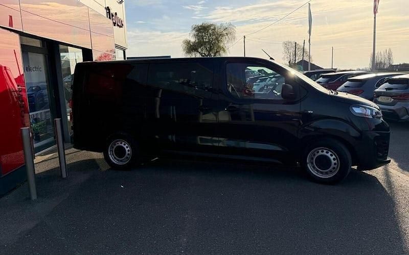 Used Vauxhall Vivaro Edition 100 kW (136 HP) 2021 Black MPV