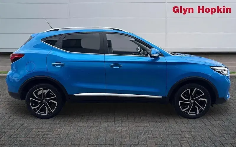 Used MG ZS Exclusive 106 HP (77 kW) 2024 Blue SUV