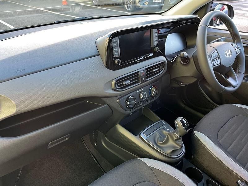 New Hyundai i10 Advanced 63 HP (46 kW) 2025 Grey Hatchback