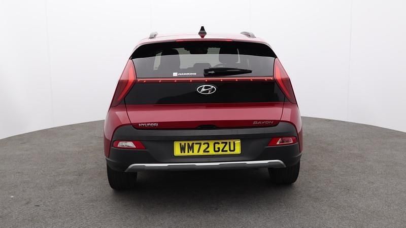Used Hyundai Bayon Premium 100 HP (73 kW) 2022 Red SUV
