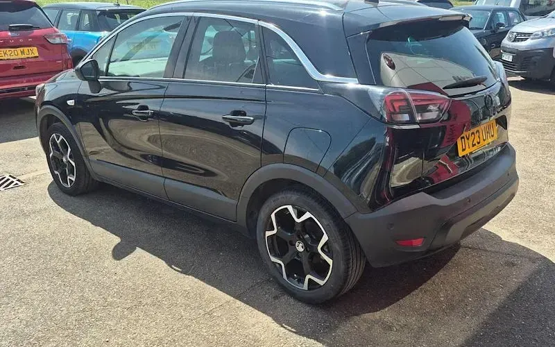 Used Vauxhall Crossland Ultimate 110 HP (80 kW) 2023 Black SUV