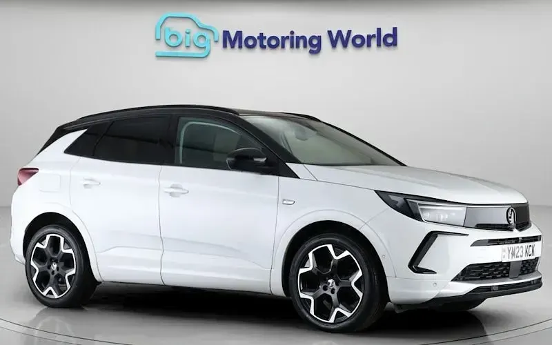 Used Vauxhall Grandland X Ultimate 131 HP (96 kW) 2023 SUV