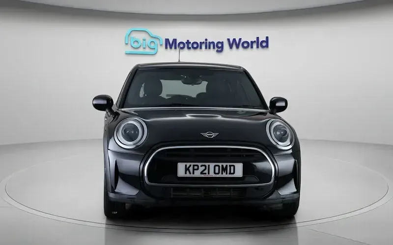 Used Mini Cooper Exclusive 136 HP (100 kW) 2021 Black Hatchback