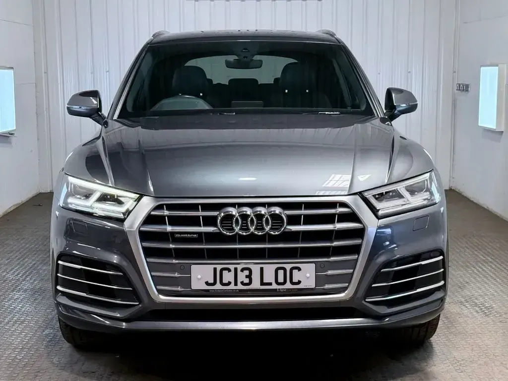Used Audi Q5 S-Line 190 HP (139 kW) 2019 Grey SUV