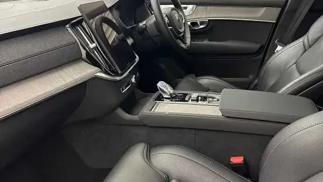 Used Volvo XC90 Ultra 455 HP (334 kW) 2025 Onyx black SUV
