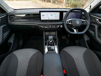 New MG HS SE 224 HP (164 kW) 2026 Grey SUV