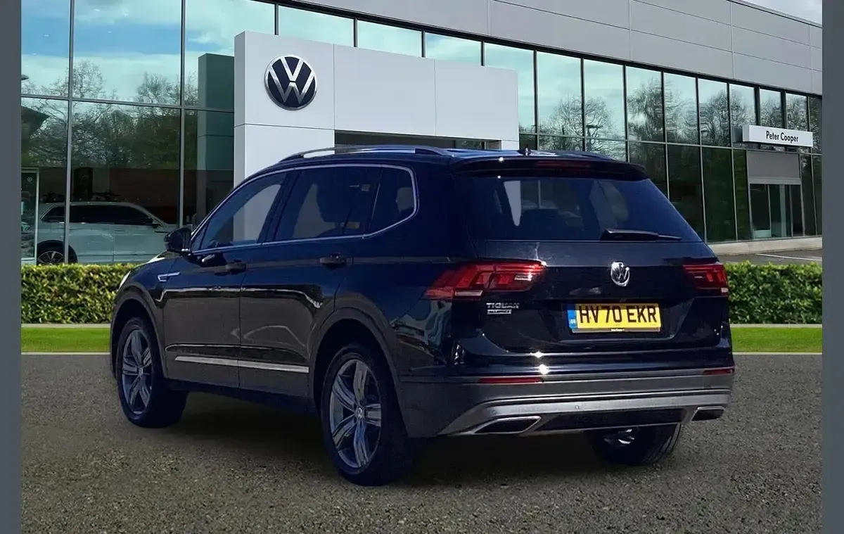 Used VW Tiguan Allspace Match 150 HP (110 kW) 2020 Black SUV
