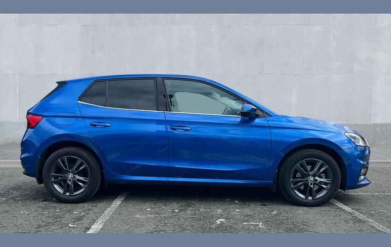 Used Skoda Fabia SE L 116 HP (85 kW) 2024 Race blue metallic Hatchback