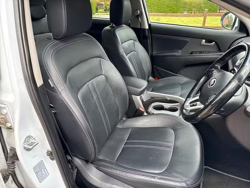 Used Kia Sportage 181 HP (133 kW) 2015 White SUV