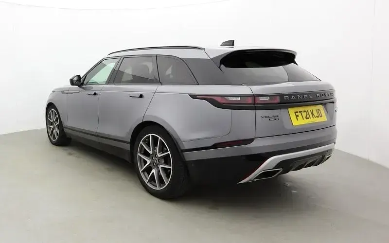 Używany Land Rover Range Rover Velar SE Dynamic 300 KM (220 kW) 2021 Szary SUV
