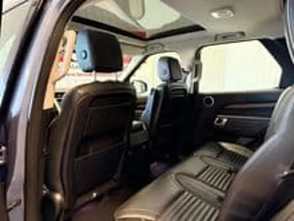 Used Land Rover Discovery HSE 2018 Blue SUV
