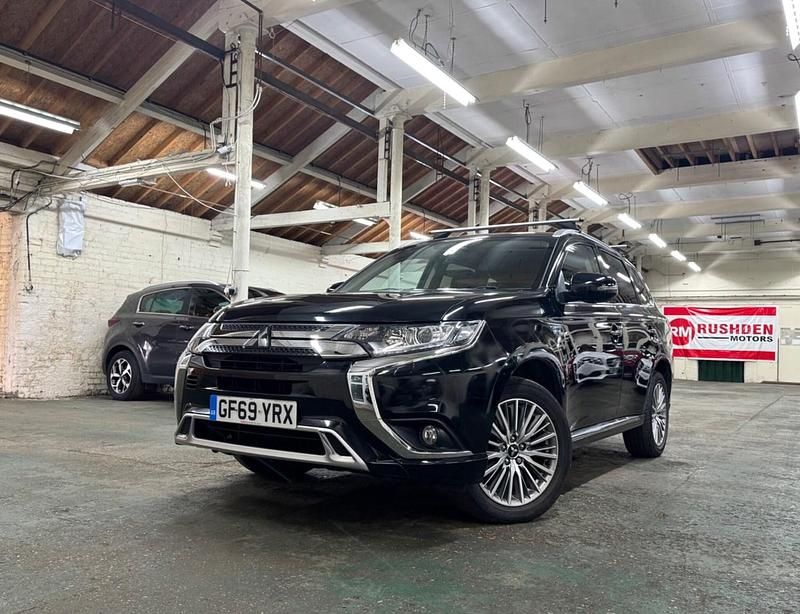 Used Mitsubishi Outlander P-HEV 2020 Black Estate