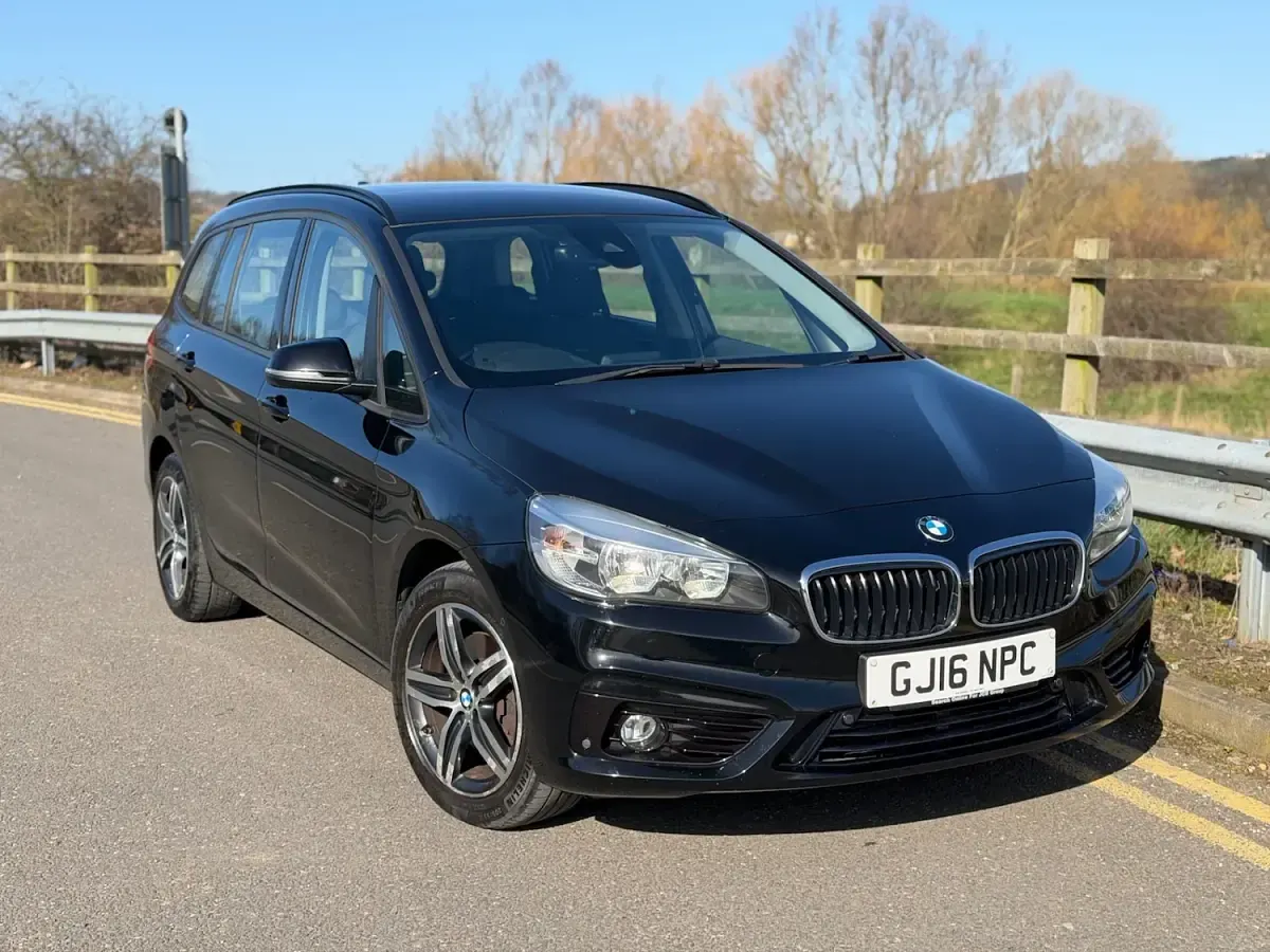 Used BMW 218 Sport Line 134 HP (98 kW) 2016 Black Estate