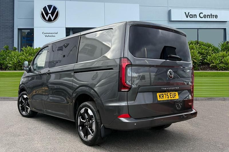 New VW Transporter Pro 170 HP (125 kW) 2025 Grey Van