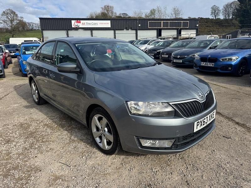 Used Skoda Rapid Elegance 2014 Grey Hatchback