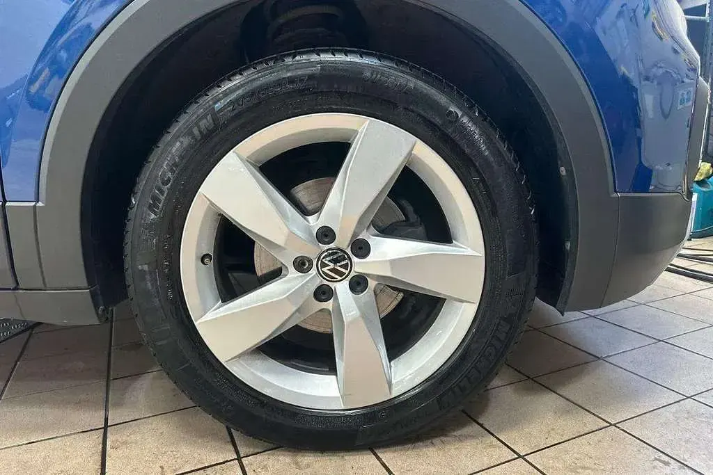 Used VW T-Cross SEL 150 HP (110 kW) 2023 Blue SUV