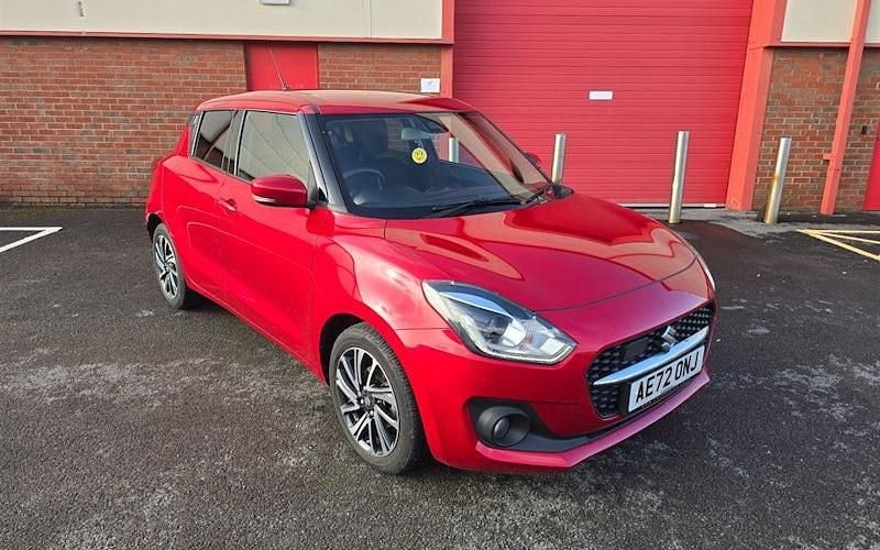 Used Suzuki Swift SZ5 83 HP (61 kW) 2022 Red Hatchback