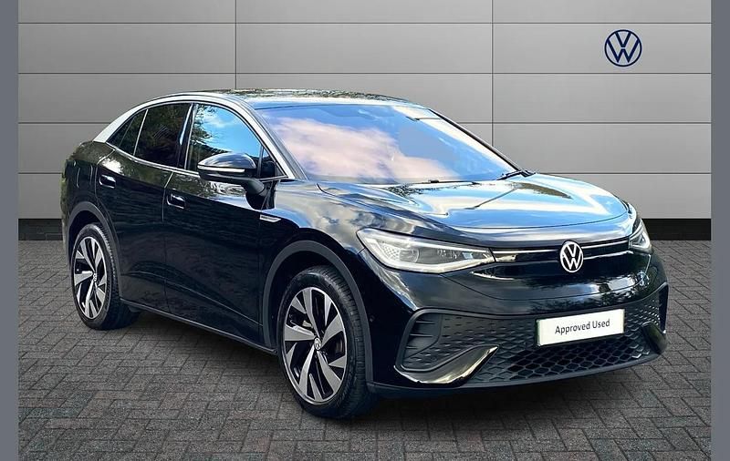 Black Used 2022 VW ID.5 Pro Performance SUV | £22,878 (Fair price) - Image 1/4